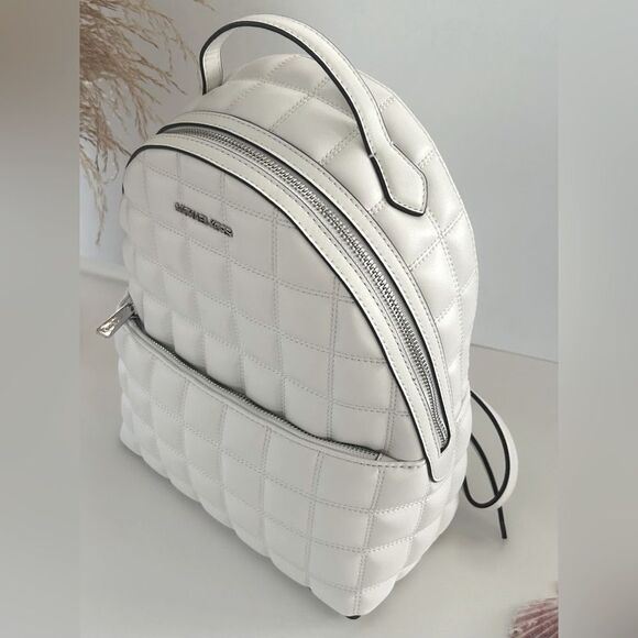 Michael Kors Shelia Quilted White Backpack – Luxe Designer Statement NWT - Picture 7 of 9